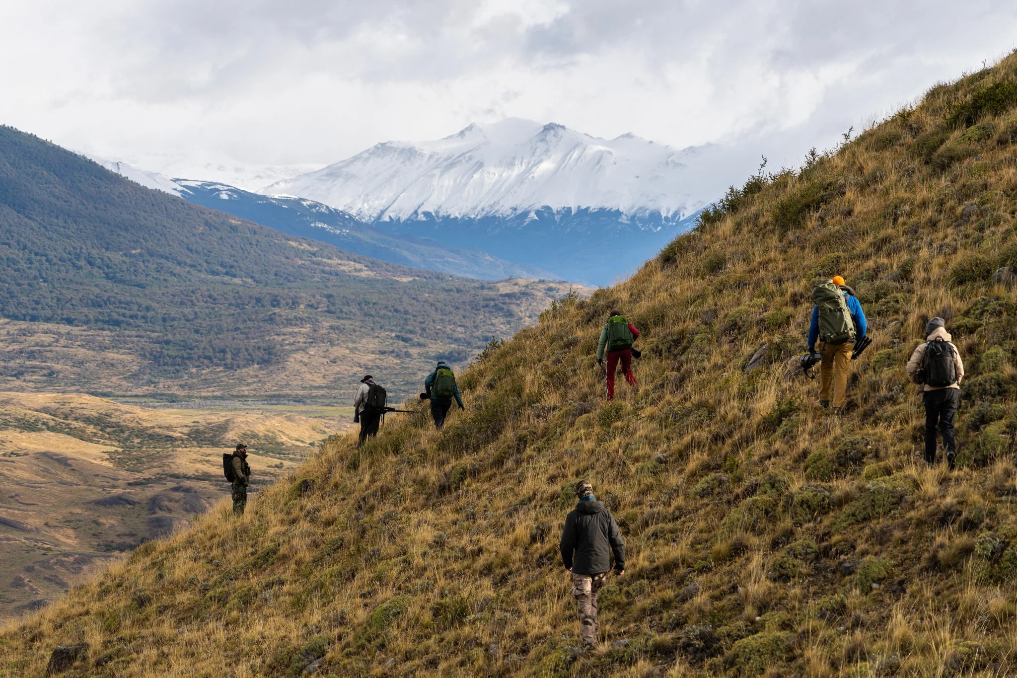 18-trekkers-hillside.jpg