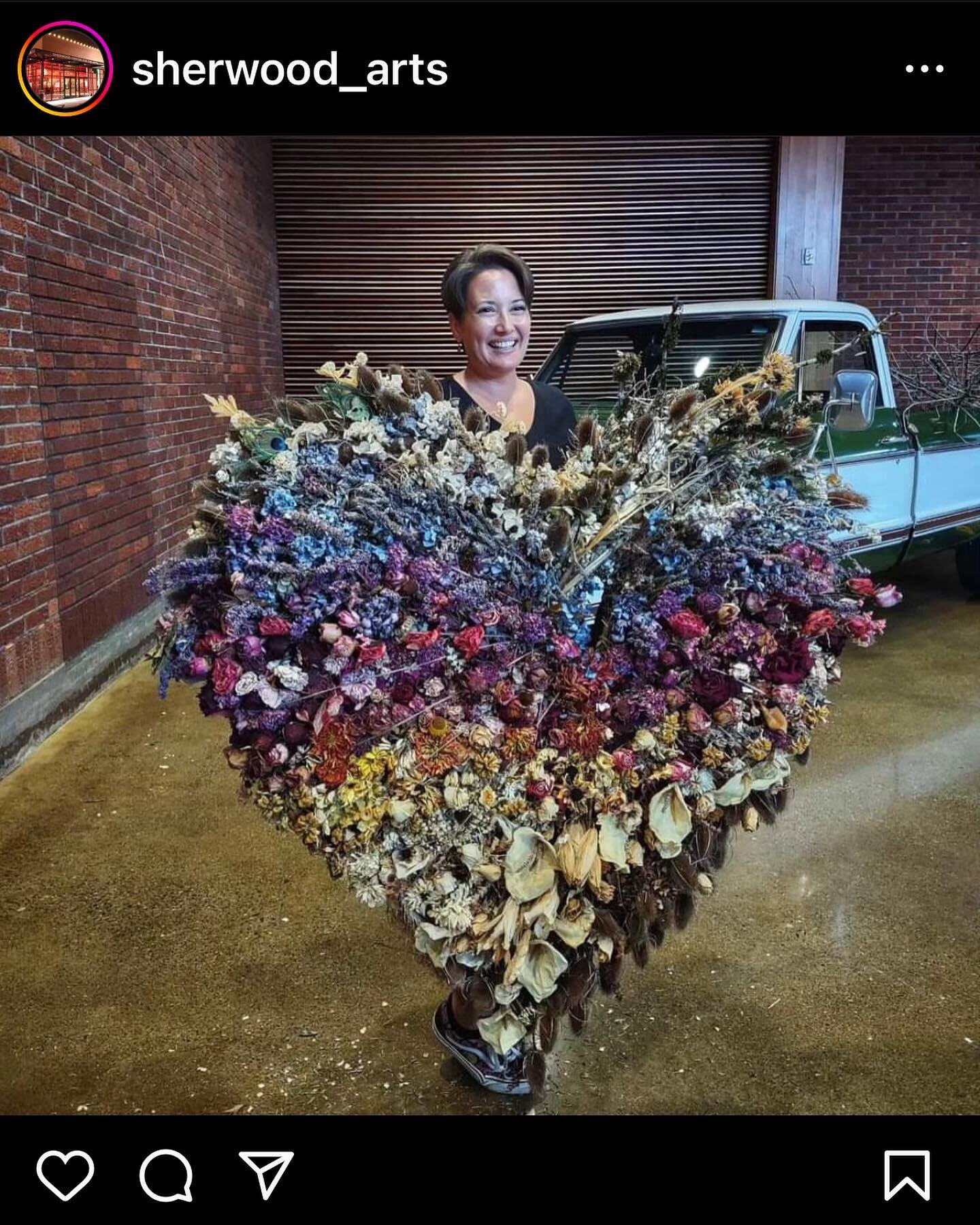 I&rsquo;m so excited to be teaching classes at @sherwood_arts this summer!

#soulseeds
#driedflowers
#flowersculpture
#floraltaxidermy
#yarddebris
#beautyinthebreakdown
#oregonflowers
#oregonartist
#sherwoodoregon
#communityart
#mothernature
#bigmama