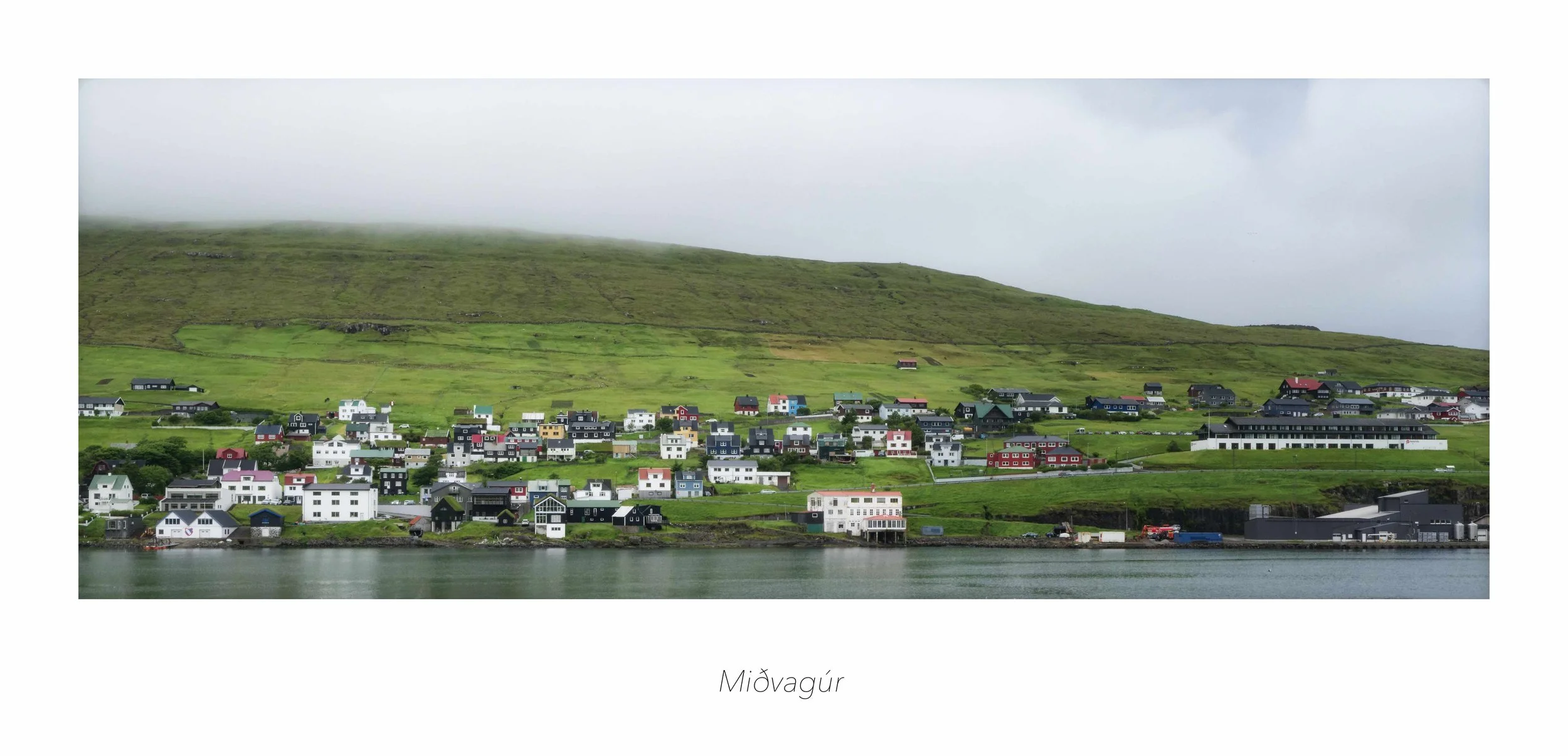 B0002619_Miðvágur_Web.jpg