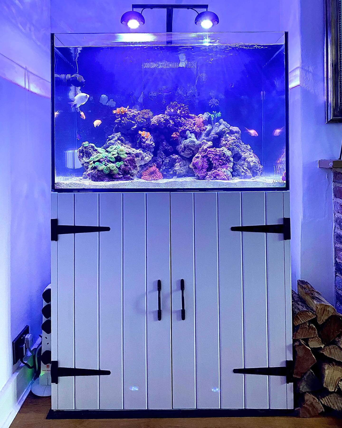 New bespoke doors for fish tank to match existing cottage interior 
#hertfordbuilder