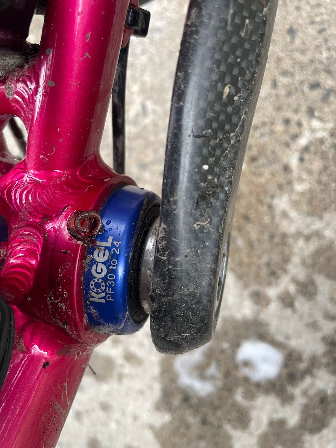 Kogel ceramic bearings with cyclocross seals: appropriate.