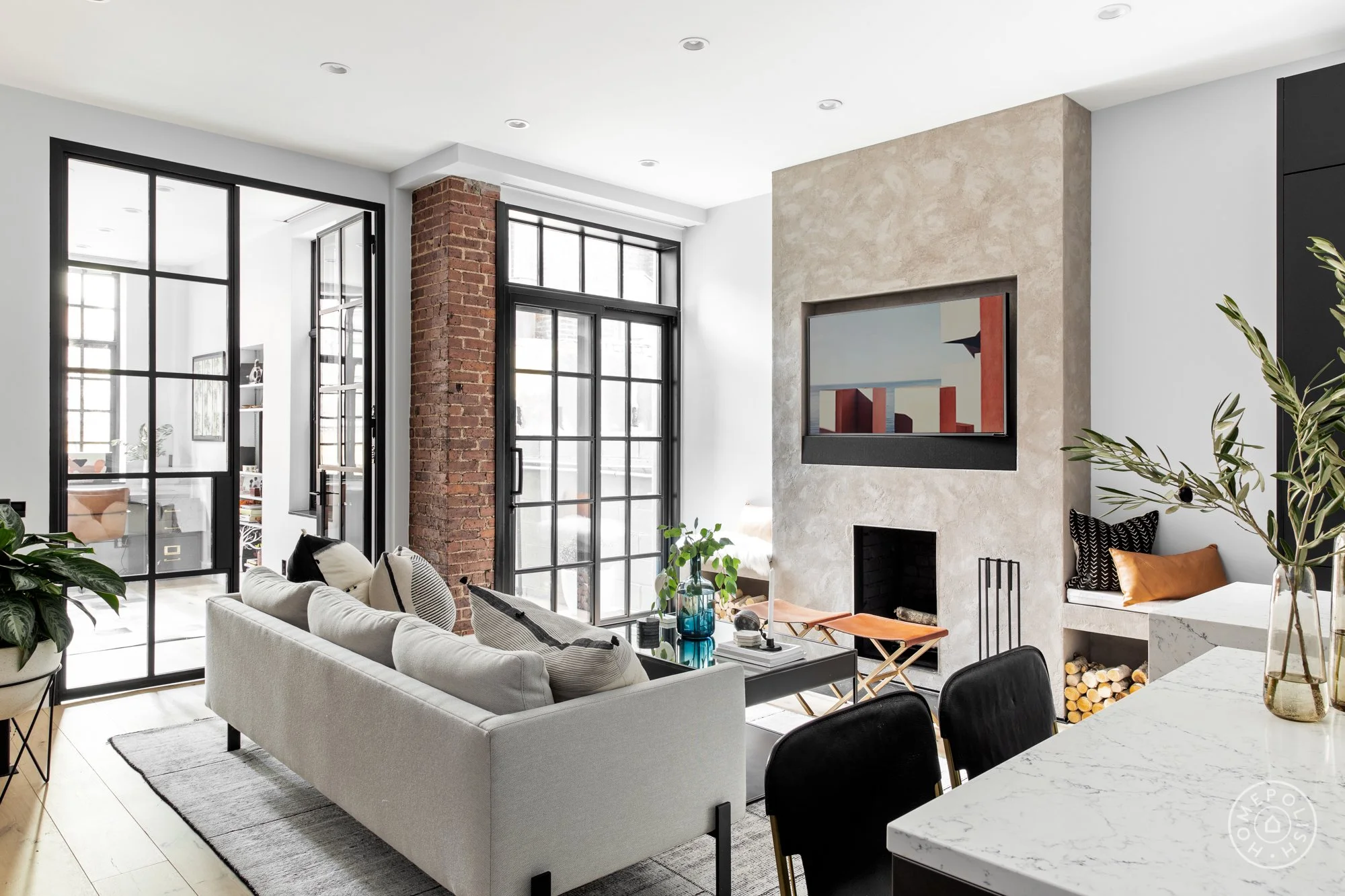 BRODERIC DESIGN — Interior Collab.