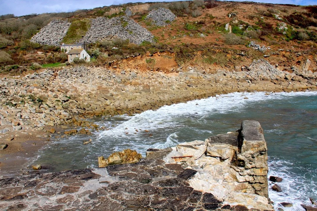 Lamorna CoveCoastal view on a circular pub walk in Cornwall