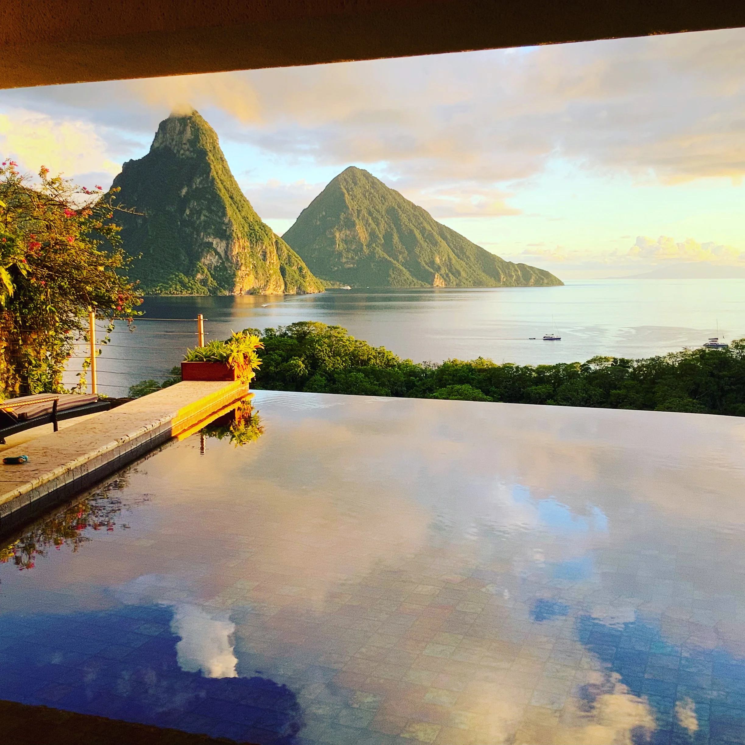 Short video to introduce the site