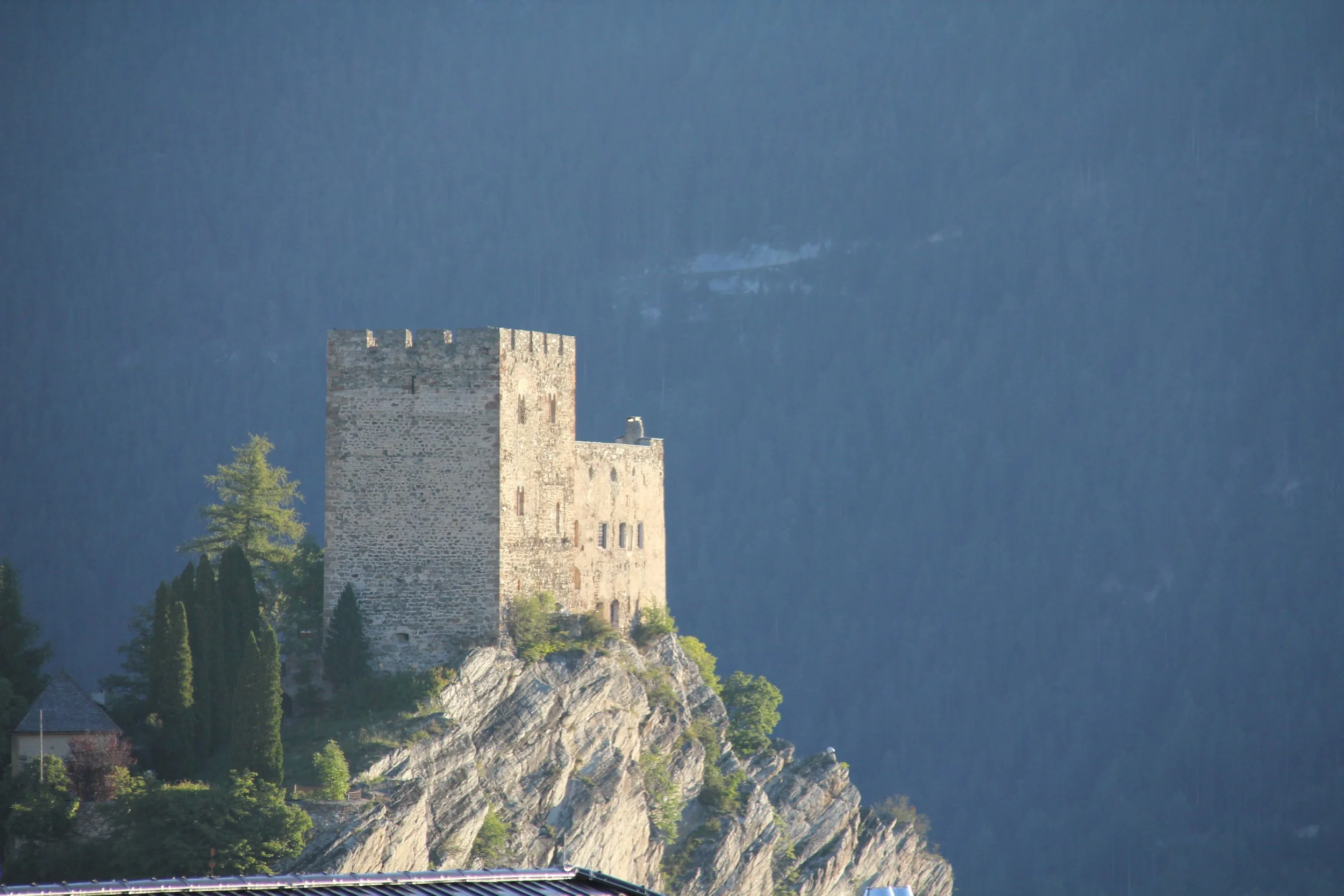 Savouring Delights of an Austrian Sun-Shelf
