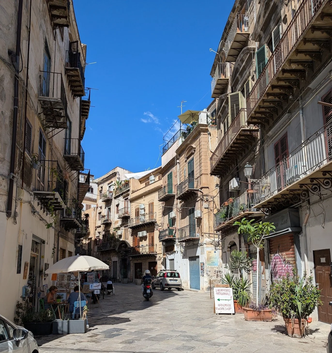 Palermo street.jpg