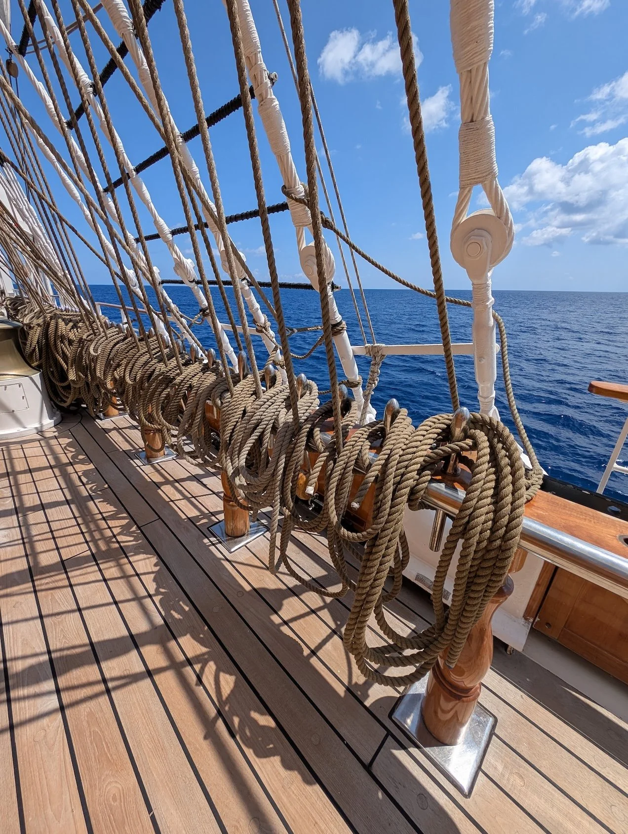 Sea Cloud ropes.jpg