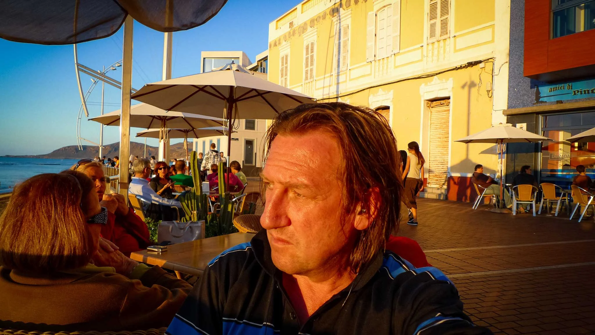 Martin Hesp having a drink in Las Palmas, Gran Canaria