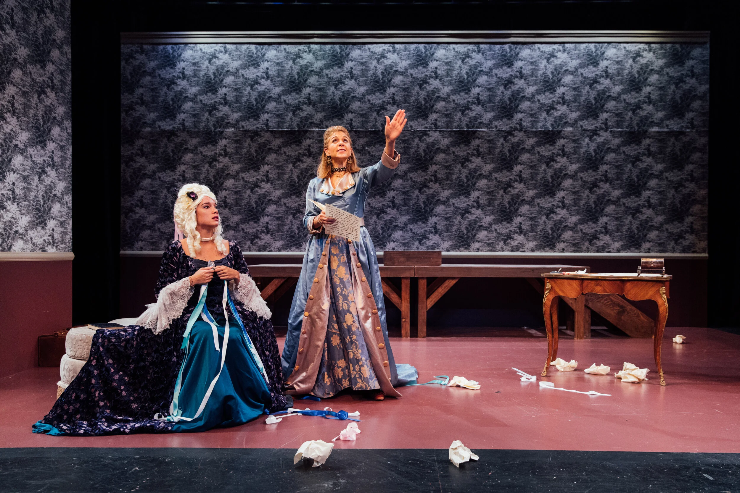 Marie Antoinette - The Revolutionists