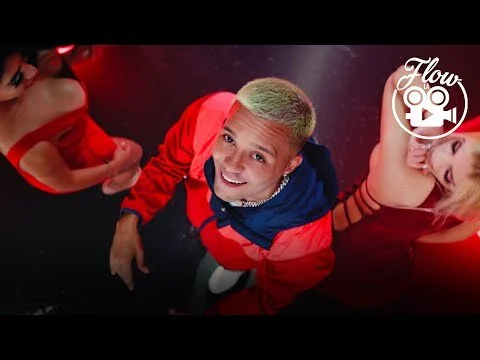 Nio Garcia Y Casper Magico - La Gangster (Video Oficial)