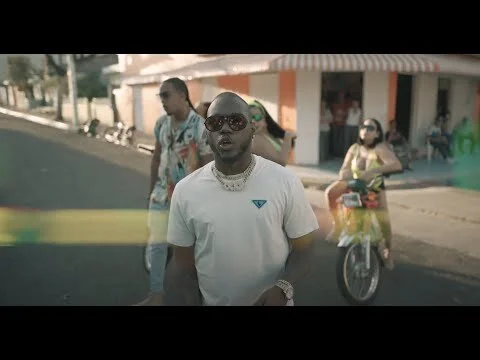 Ceky Viciny Ft. Negro Activo - A Velocidad (Video Oficial)