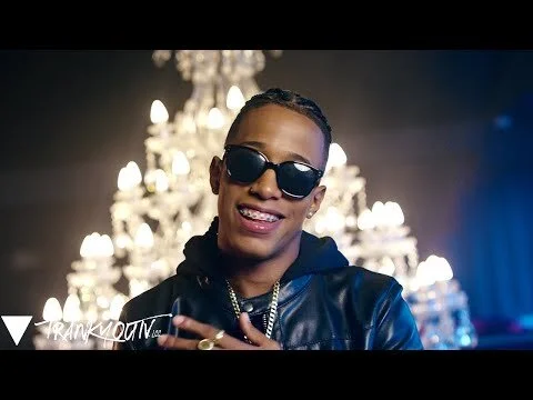 Nino Freestyle - Soltera De Oro (Video Oficial)