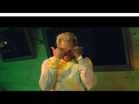 El Taiger - Wait A Minute (Video Oficial)