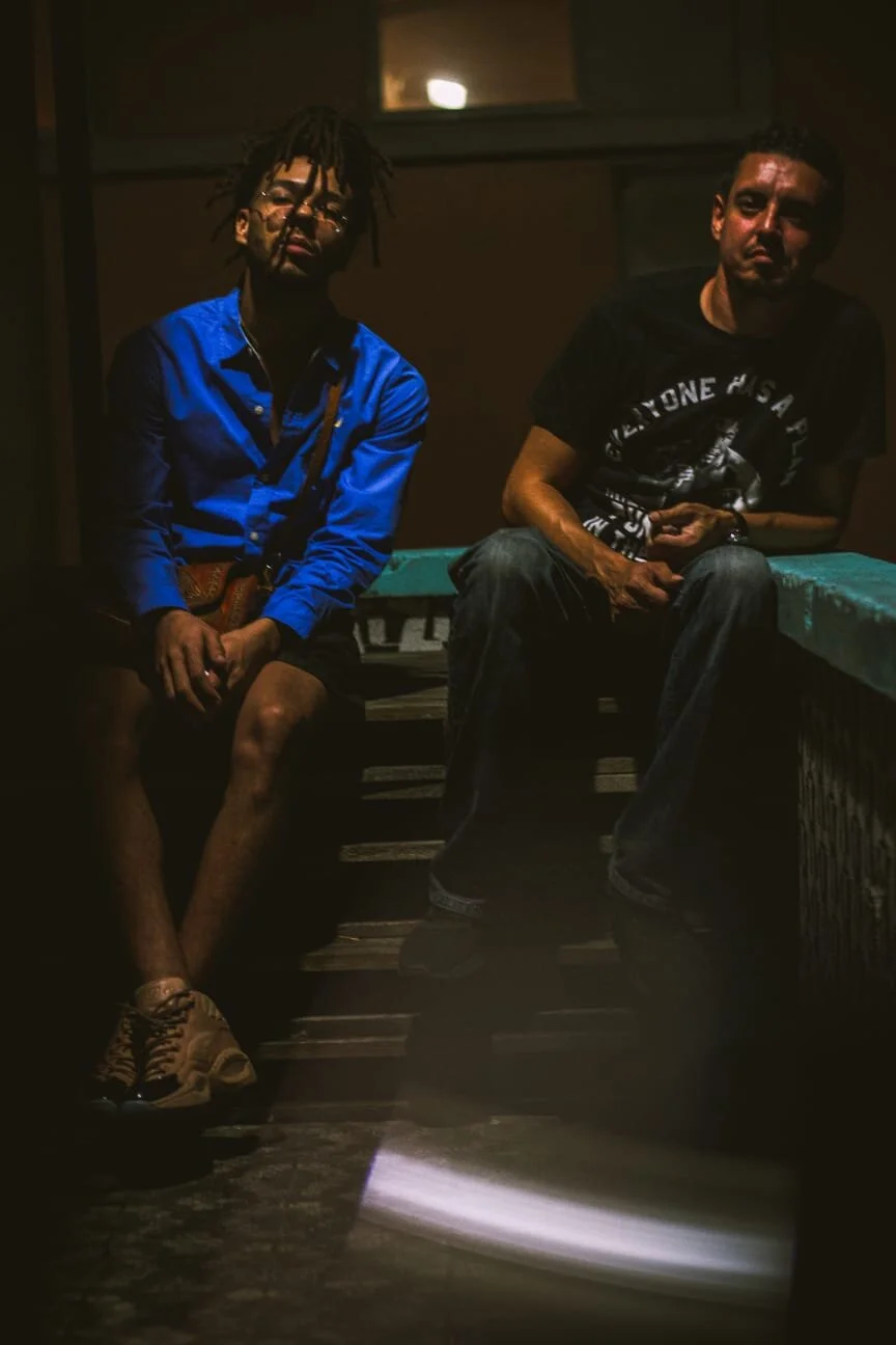 Santos &amp; Manosalvas estrenaron su primer video oficial "Pa' Que Te Enteres"