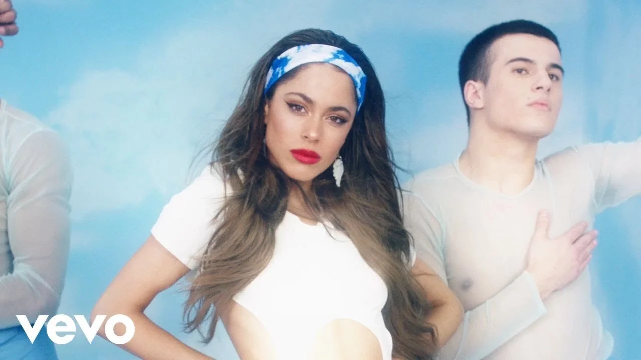 Tini Ft. John C - Duele (Video Oficial)