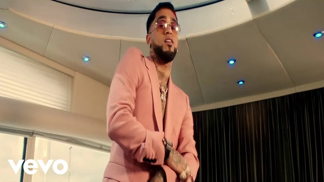 Bryant Myers - Se Fuerte (Video Oficial)