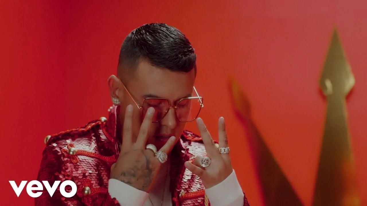 Kevin Roldan Ft. Lyanno - Manantial (Video Oficial)