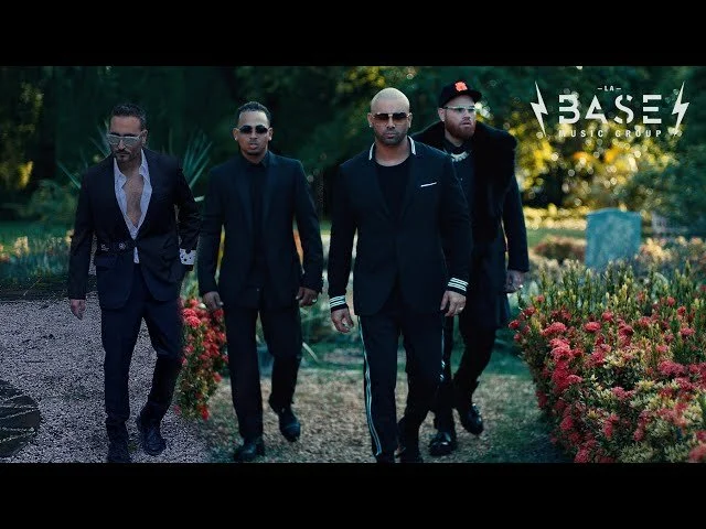 Wisin Ft. Ozuna, Reik y Miky Woodz - No Me Acostumbro (Video Oficial)