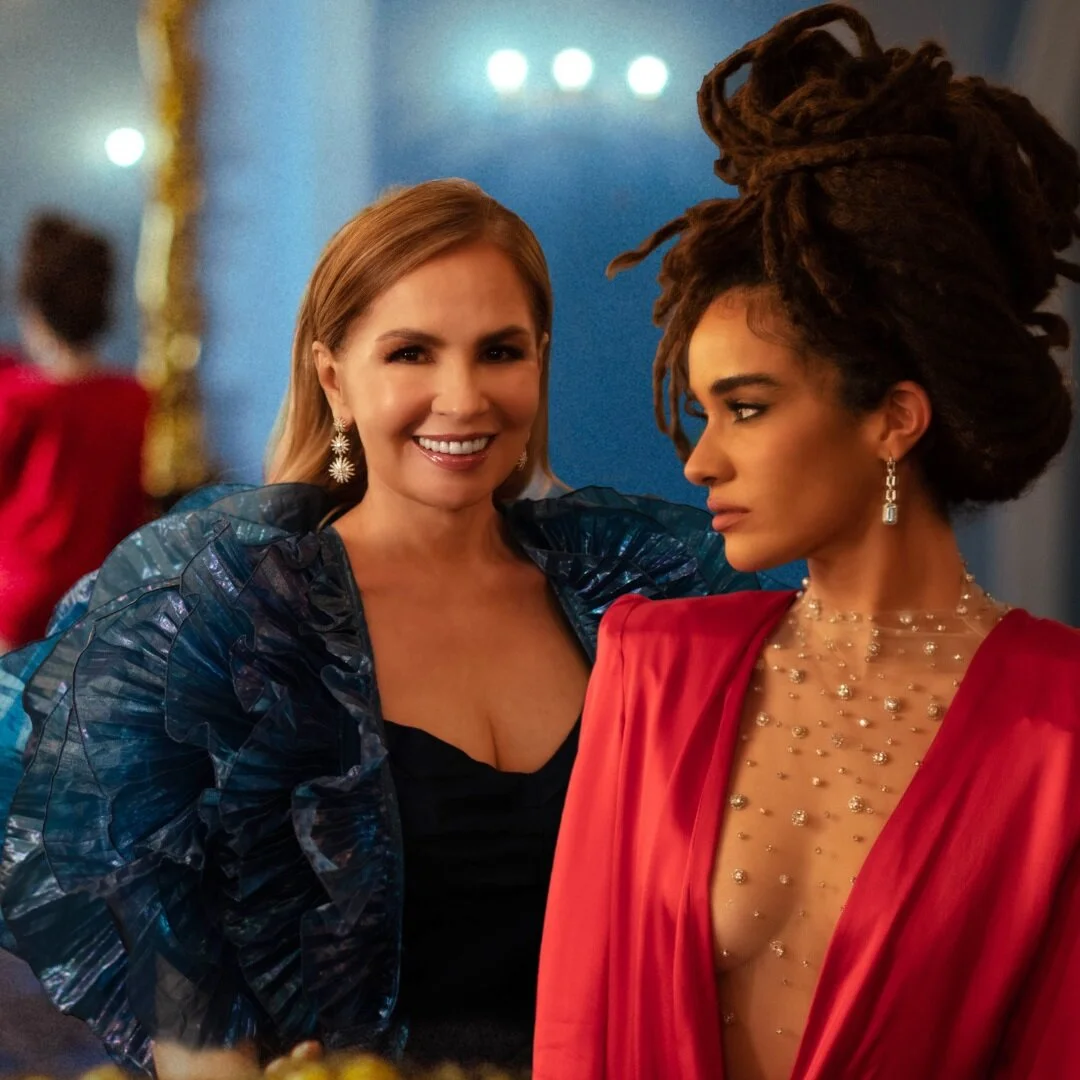 Calma Carmona y Nydia Caro estrenan su versión del clásico navideño “Santa Baby”