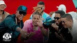 Chimbala Ft. Shelow Shaq, Secreto ‘El Famoso Biberon’, Ceky Viciny, El Mayor Clasico, Bulova, Bulin 47, El Bloonel, Baby Mc, Migueltom – El Chiquito ( Video Oficial)