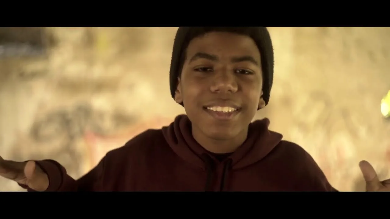Mc EMBLEMA - Paso certero (Video Oficial)