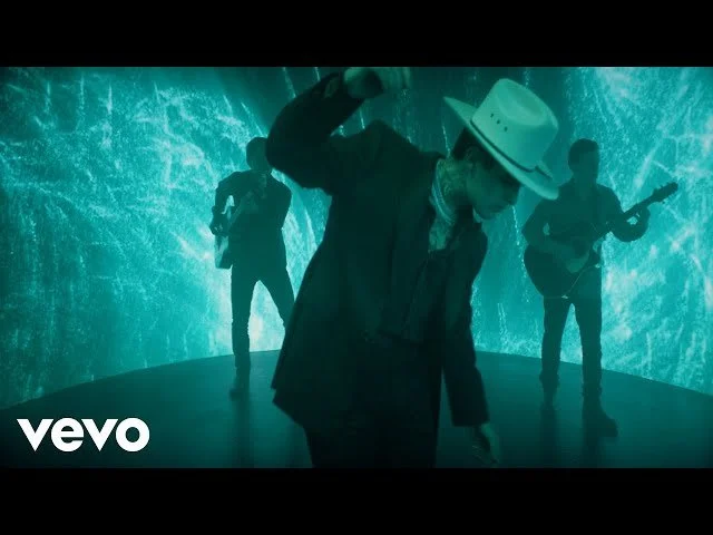 Adriel Favela - Lágrimas De Miel (Video Oficial)