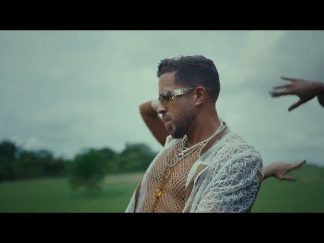 De La Ghetto - Hacerte de To' (Video Oficial)