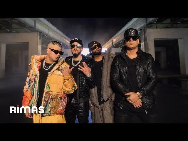 Jowell y Randy Ft. Wisin y Yandel - Si Te Pillo (Video Oficial)