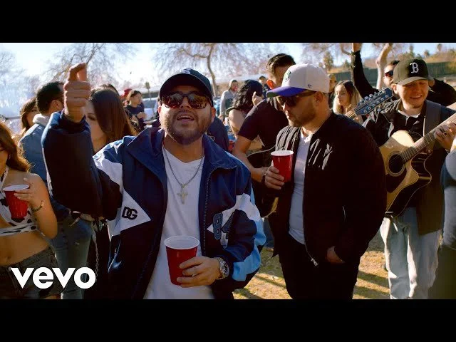 Gerardo Ortiz - Destapando Botellitas (Video Oficial)