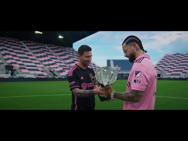 Maluma x Yandel - Trofeo (Video Oficial)