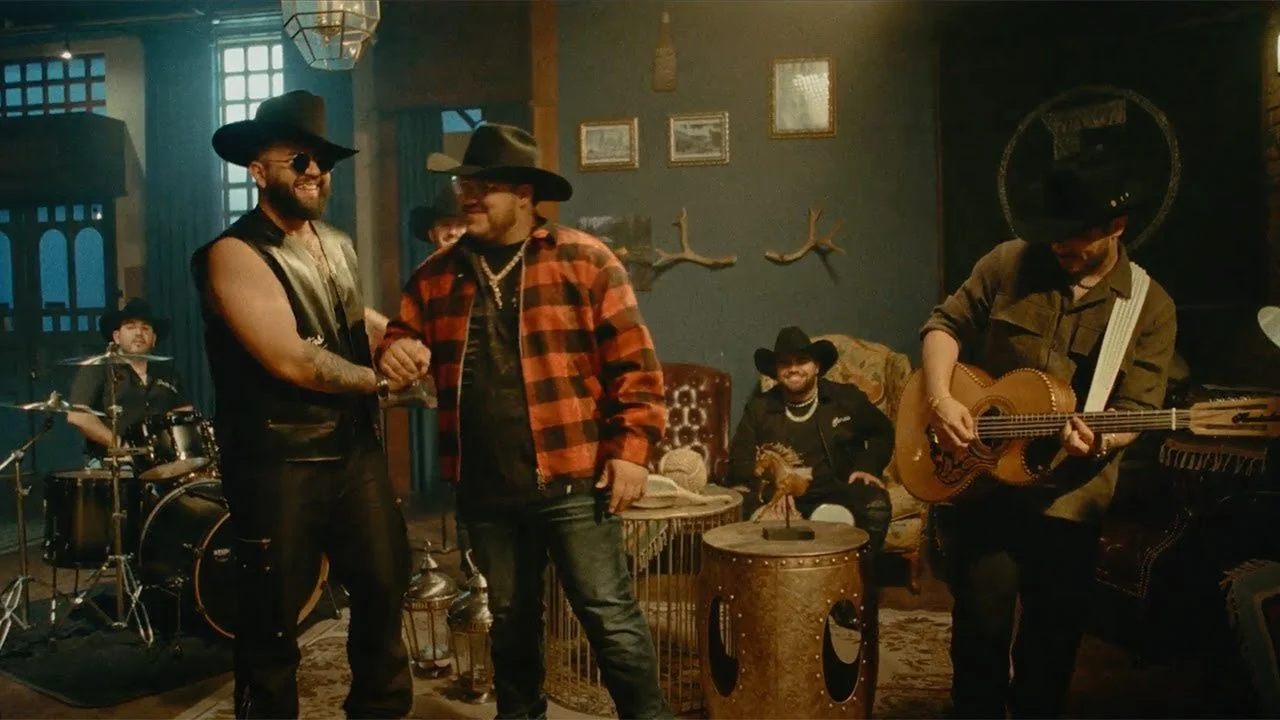 Carin Leon, Grupo Frontera - Alch Si (Video Oficial)