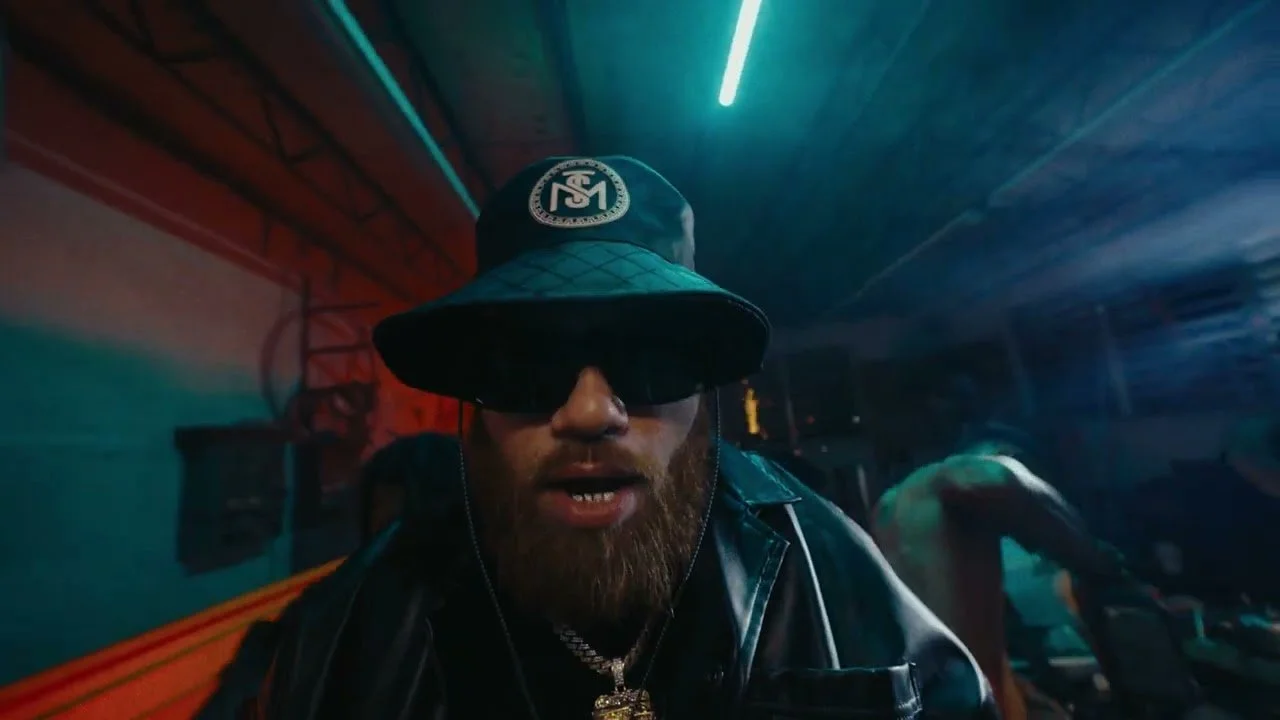 Miky Woodz Ft. Jonniel Rhythmz - Eazy (Video Oficial)