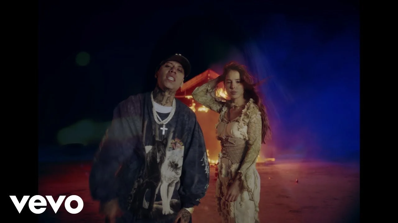 Majo Aguilar, Santa Fe Klan - Luna Azul (Video Oficial)