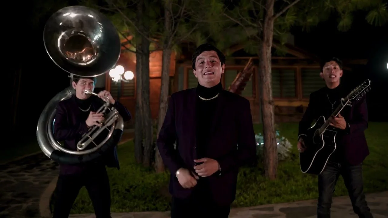 Efecto Elegante - El Sobrino (Video Oficial)