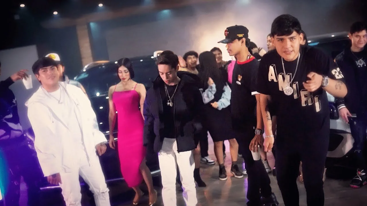 El Padrinito Toys x Kevin AMF x Victor Mendivil x Victor Rivera - KLK (Video Oficial)