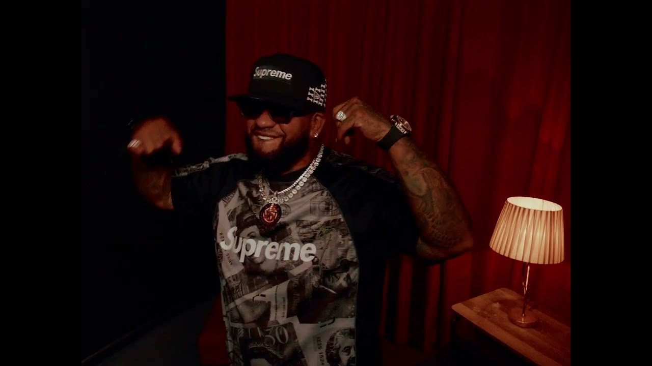 Franco El Gorila Ft. Fronti - No Te Conozco (Video Oficial)