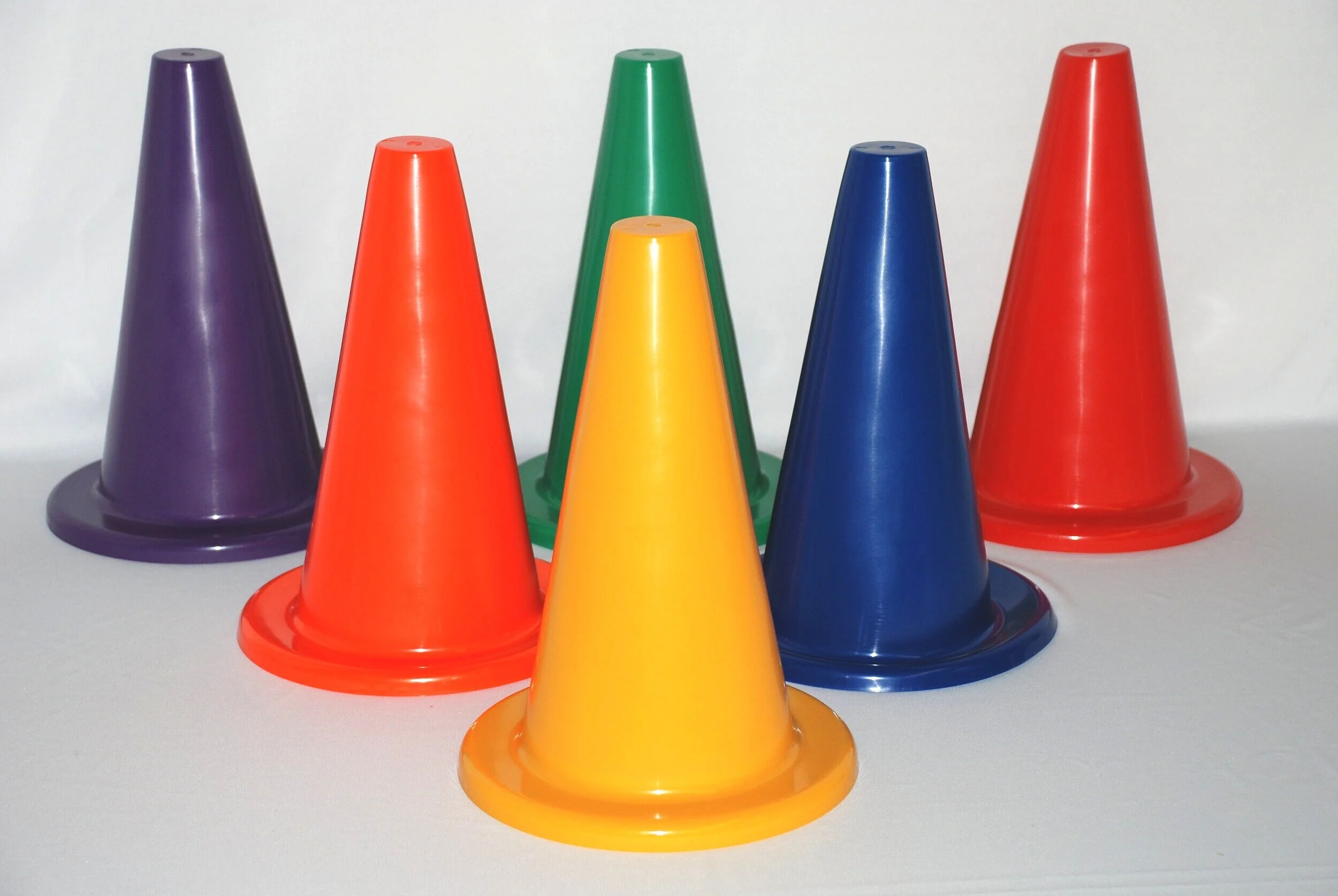 Rainbow Vinyl Cones Set - Round Base