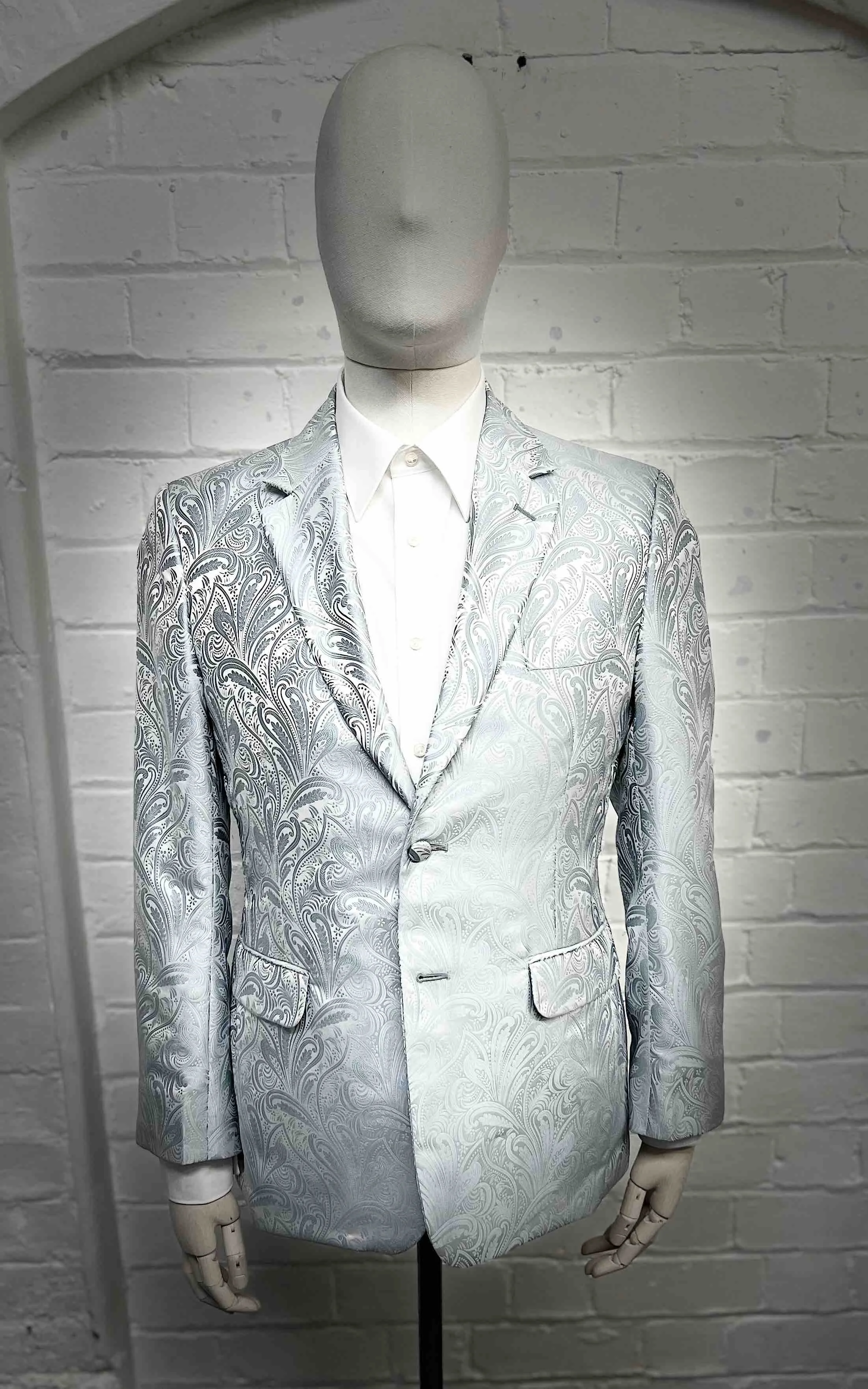 Mens Silk Jacquard Dinner Jacket.jpg