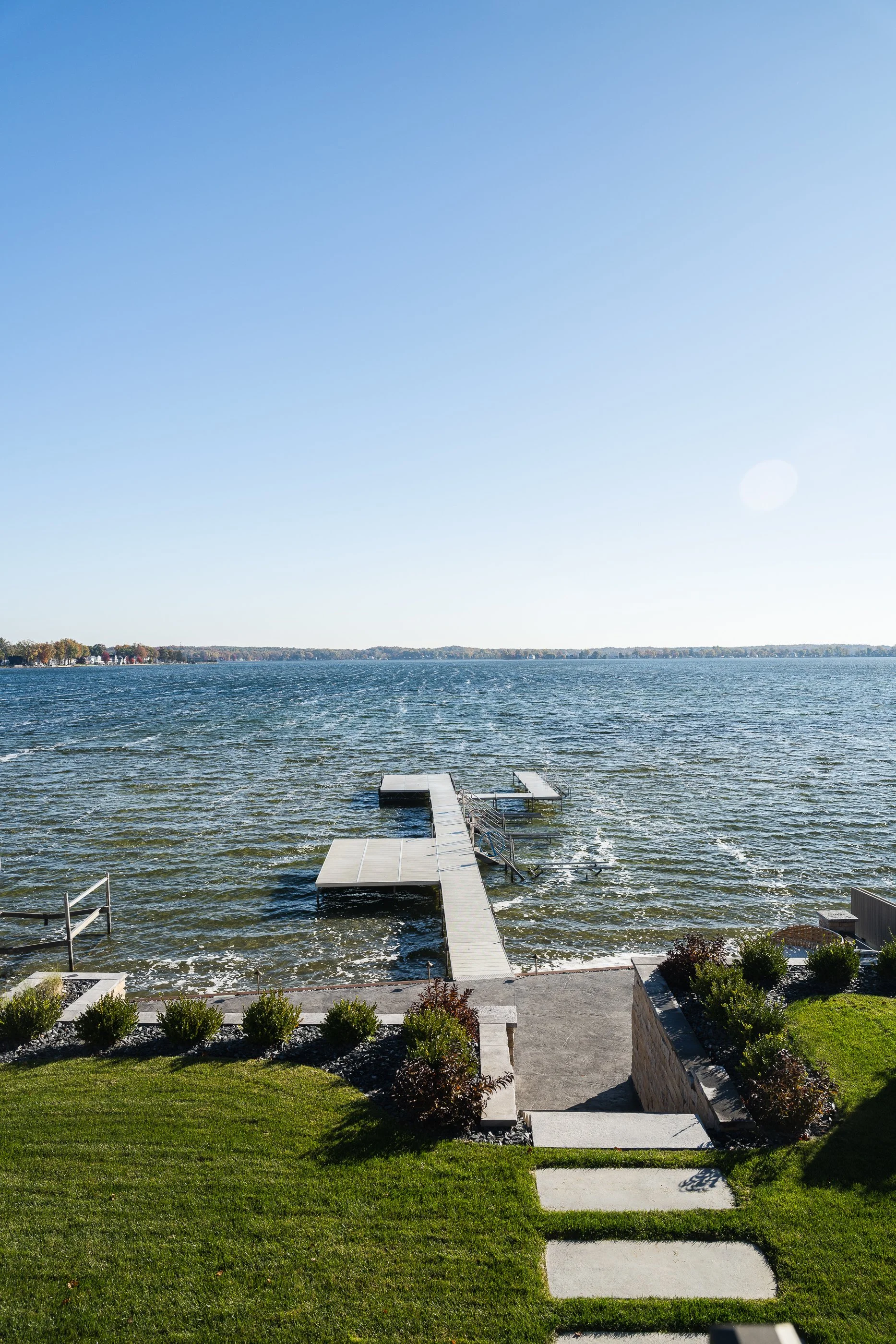 Amber Lisowicz Design Lakeside Living 103.JPG