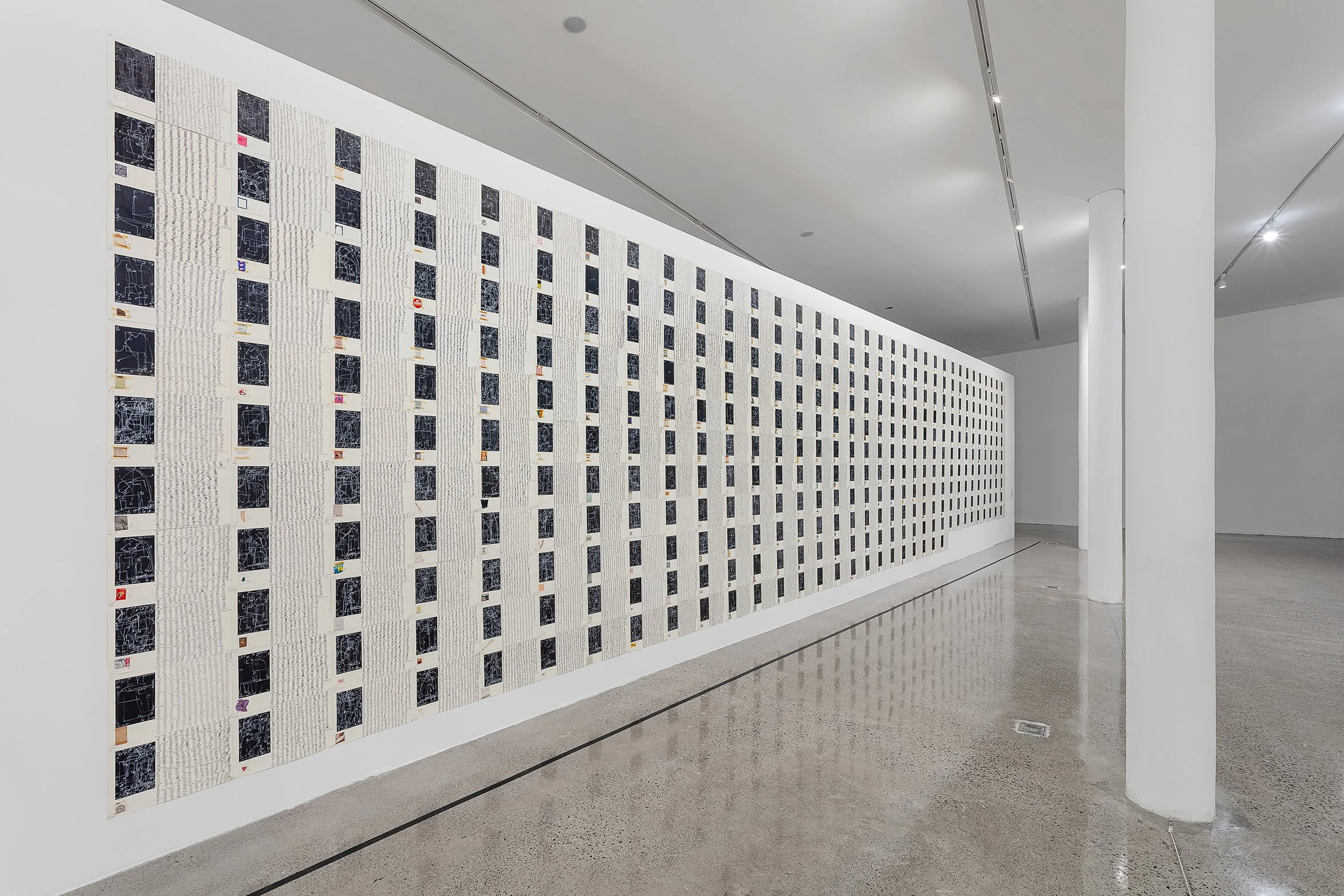 Large Canvas 1990, 1990