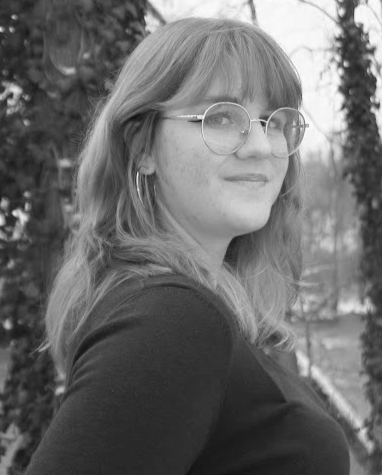 Brooke Headshot