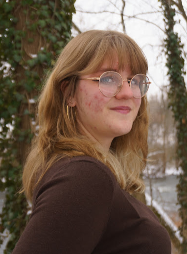 Brooke Holt Headshot