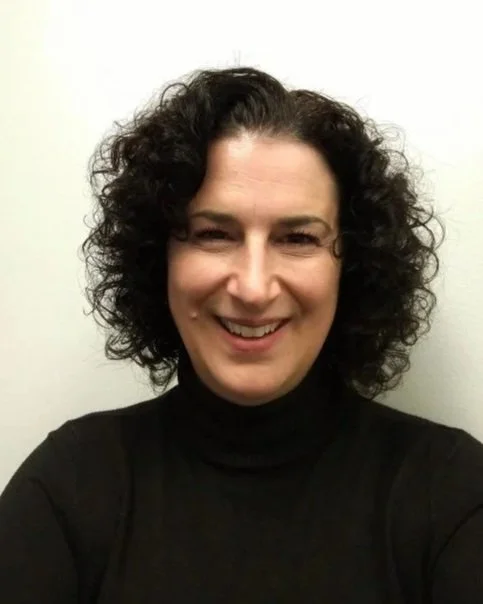 Lisa Georges Headshot