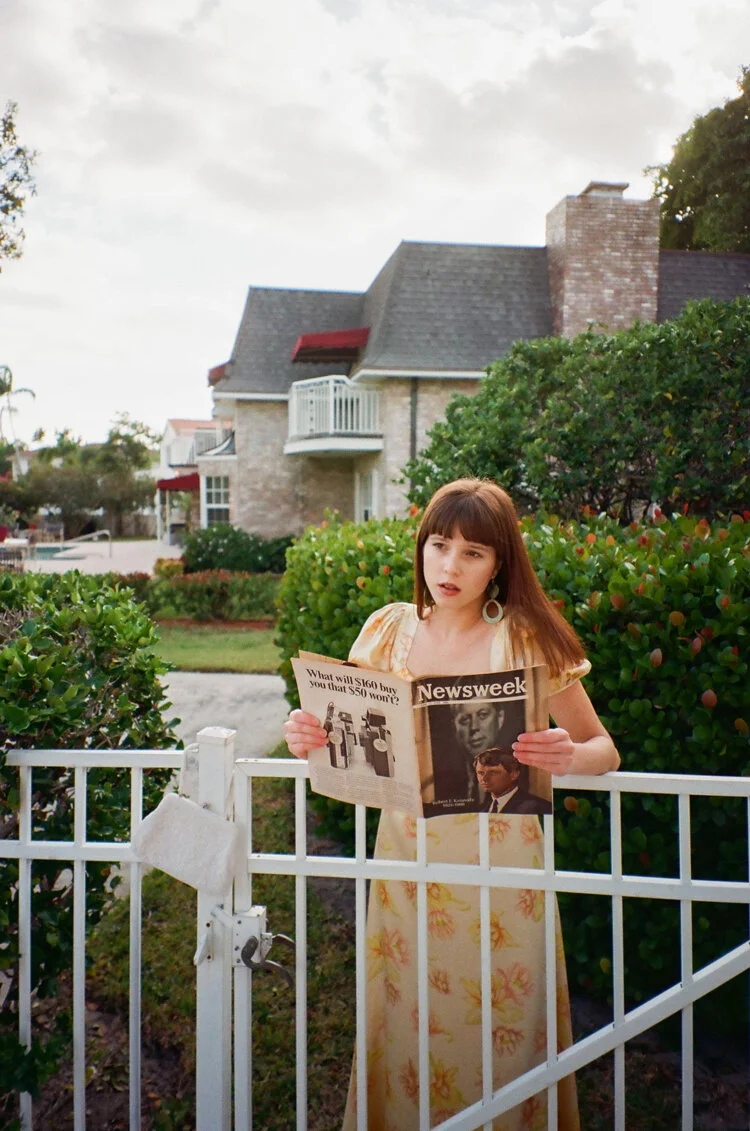 GRUNGE AND ART - THE GRASS IS ALWAYS GREENER