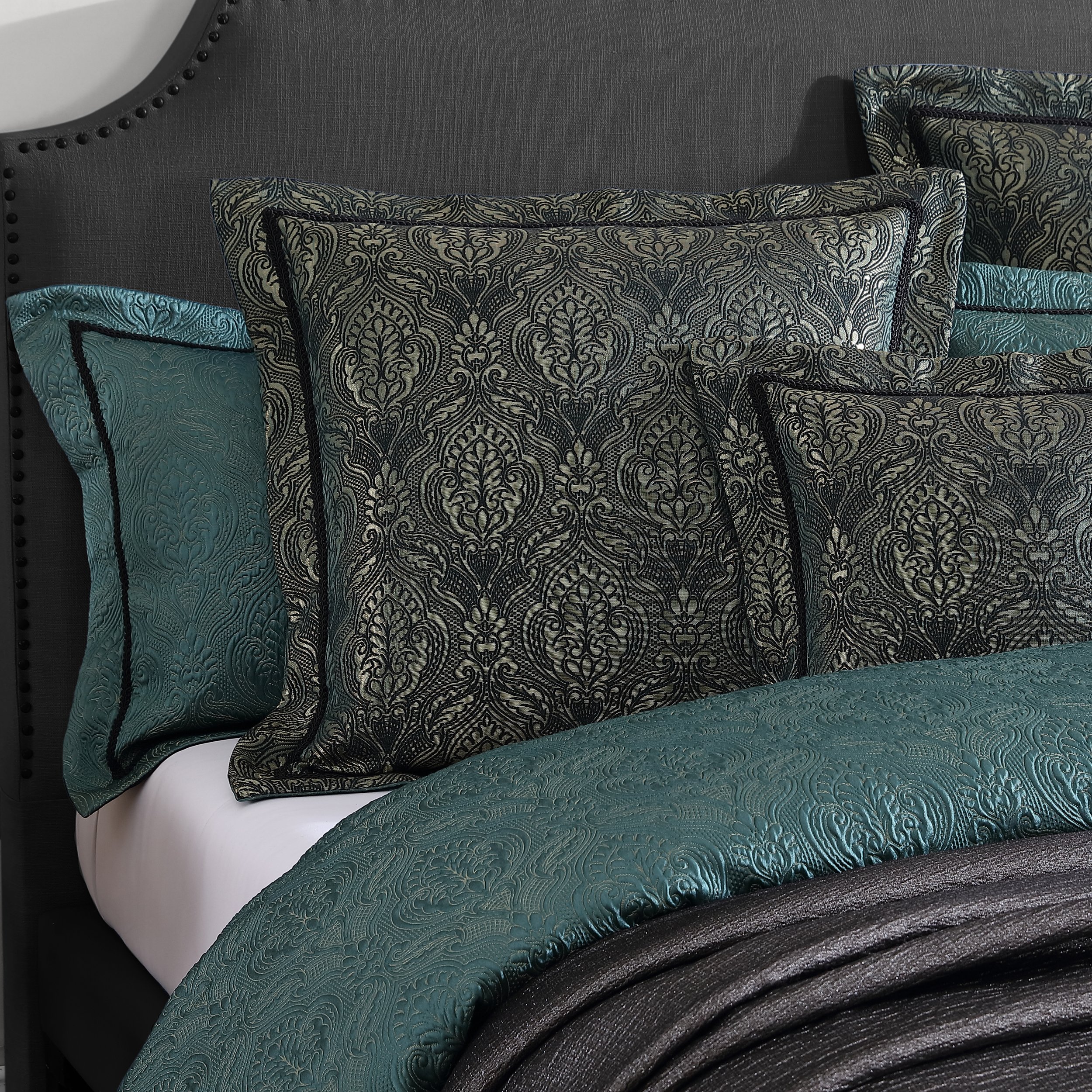 DV-VALENCIA EMERALD-3.JPG