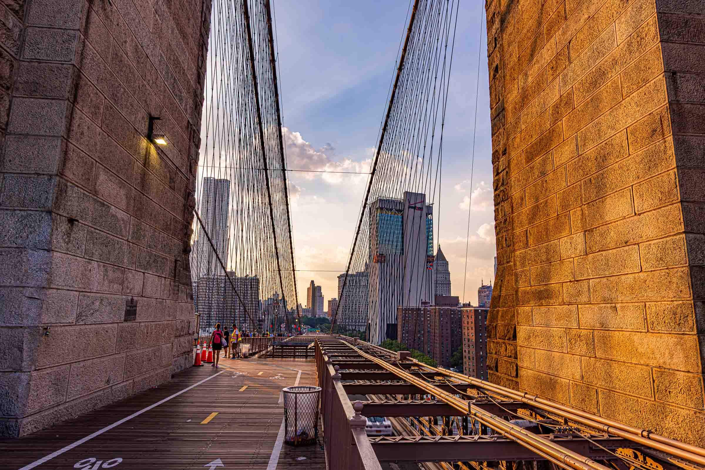 brooklyn bridge train tracks