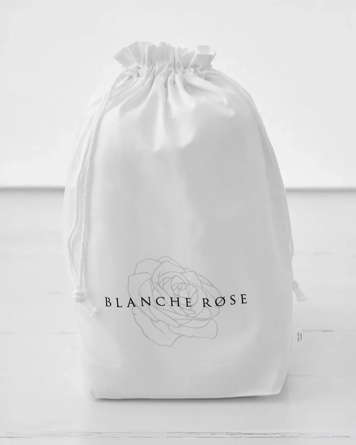 Blanche-Rose-Pillow-Cases-04.webp