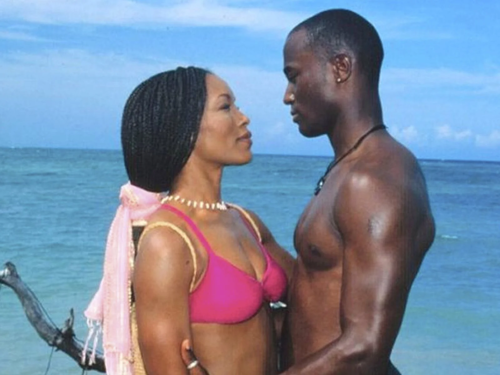 Angela Bassett and Taye Diggs in How Stella Got Her Groove Back