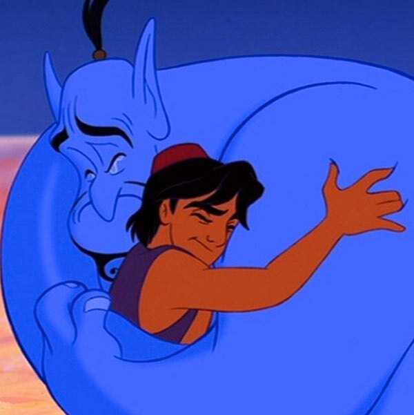 This Aladdin and Genie embrace really hits me in the feels 😭