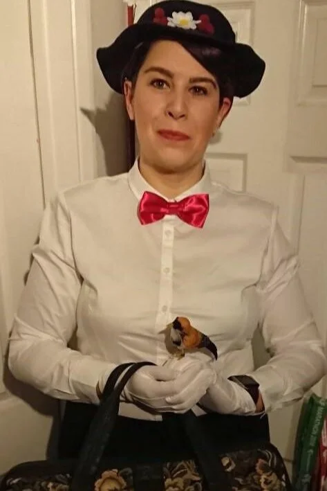 Hayley of  @unlimitedreviews  serving us spoonful of sugar realness.